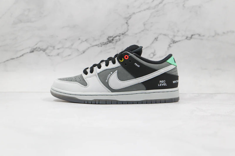 Nike SB Dunk Low Vx1000 CAMCORDER