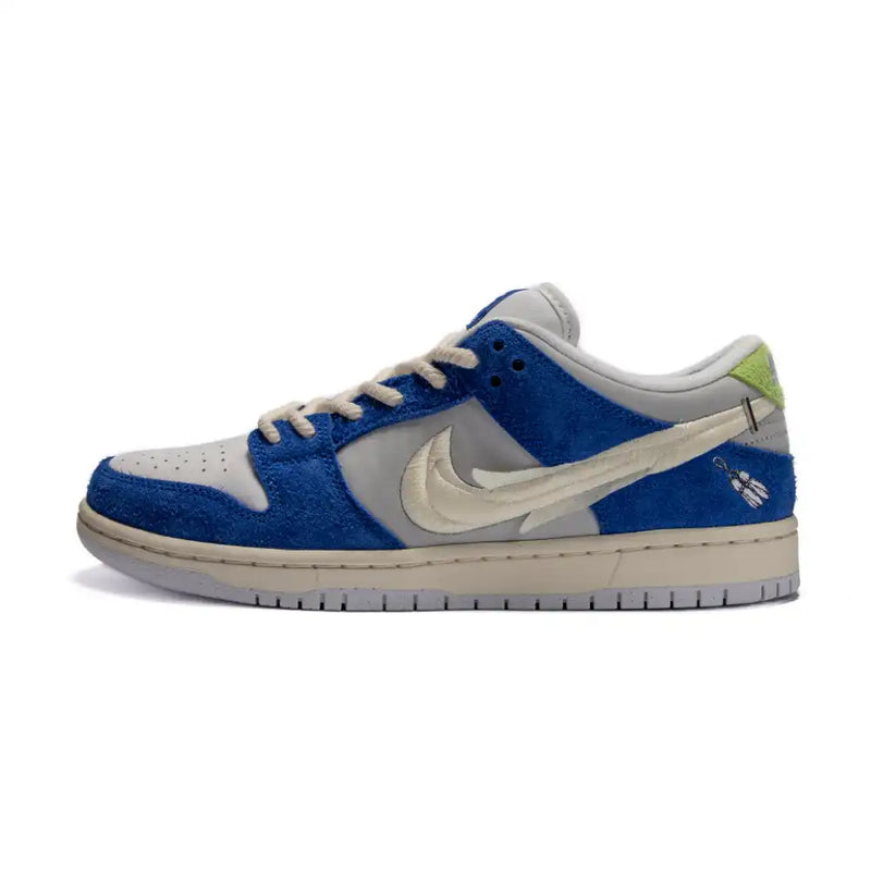 Nike SB Dunk Low x  Fly Streetwear