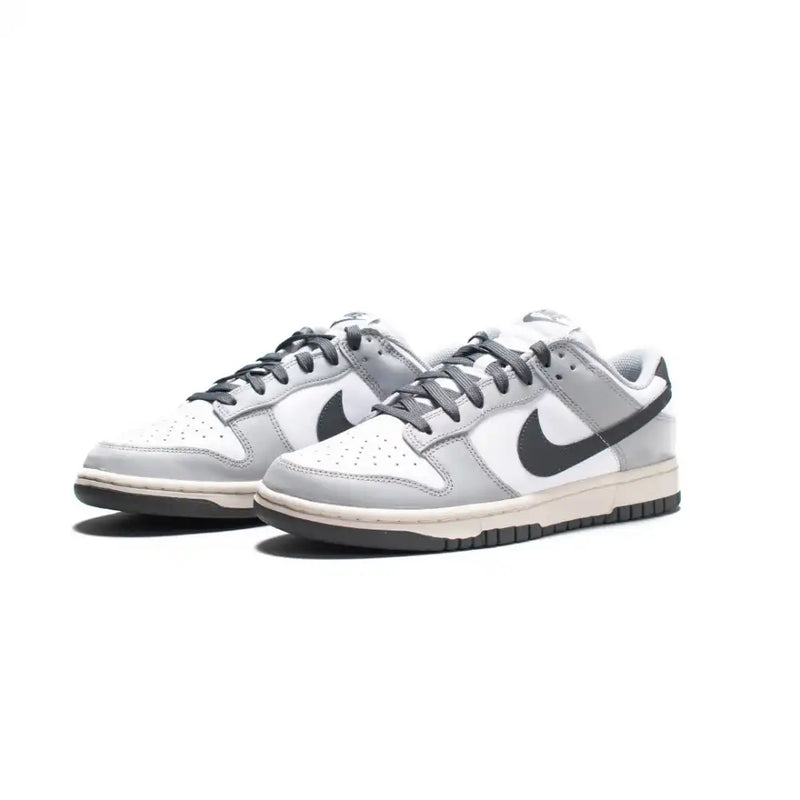 Nike Dunk Low Light Smoke Grey