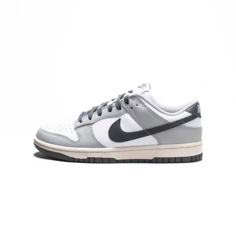 Nike Dunk Low Light Smoke Grey