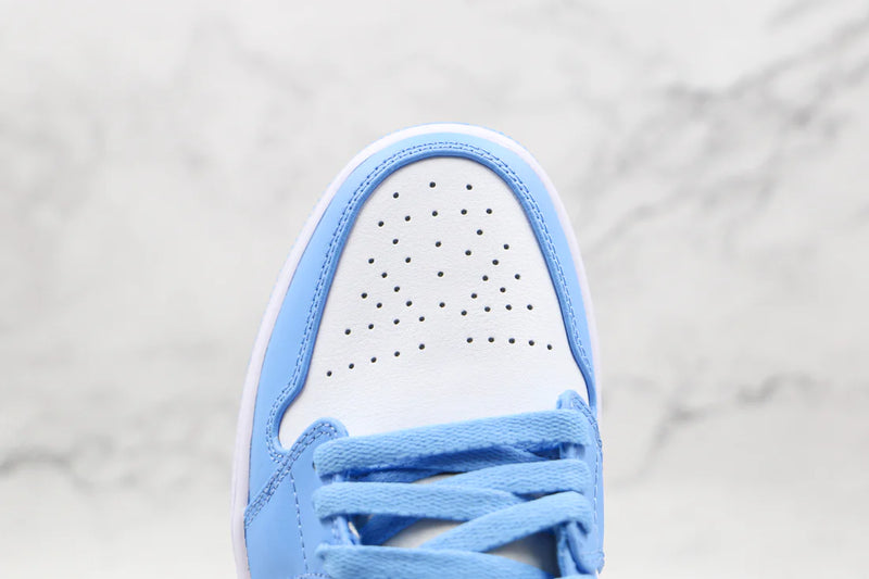 Air Jordan 1 Low UNC