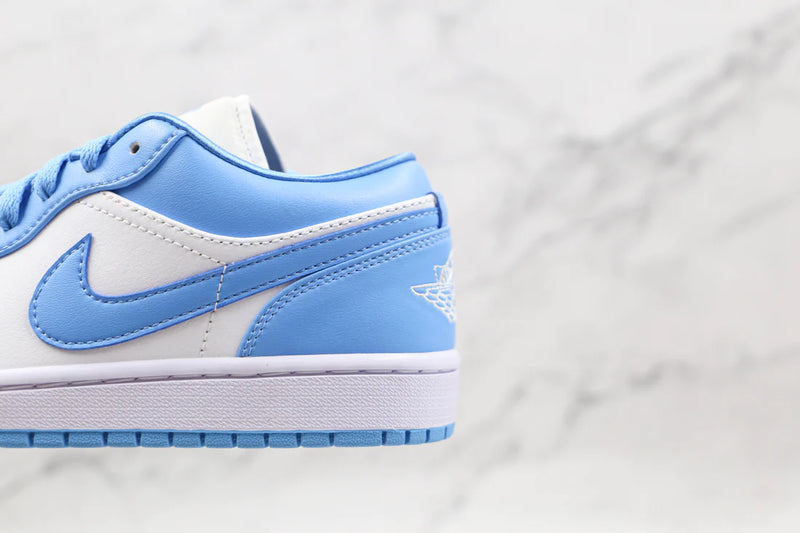 Air Jordan 1 Low UNC