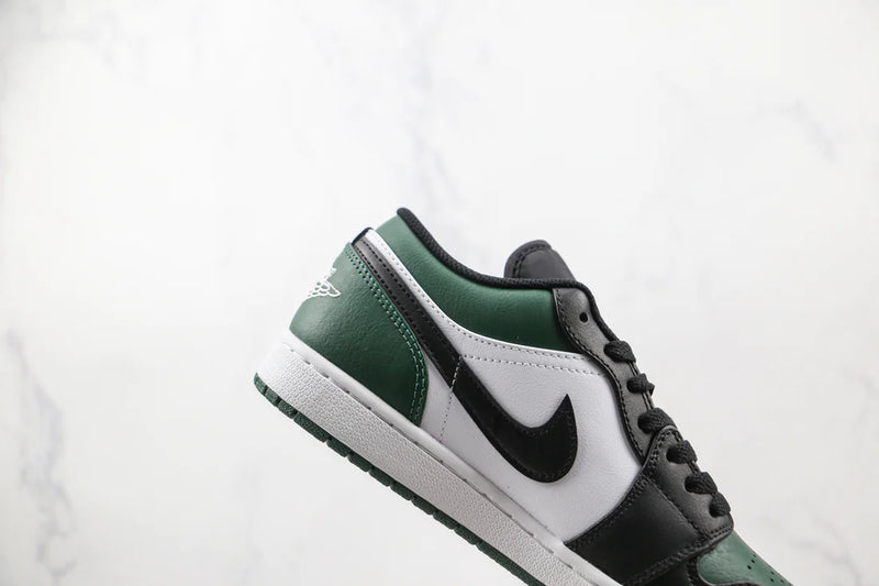 Jordan 1 Low Green Toe