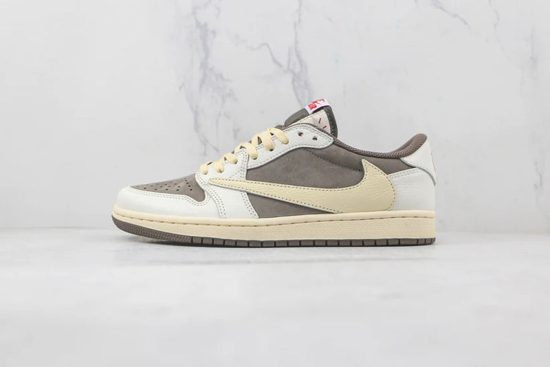 Air Jordan 1 Low Reverse Mocha x Travis Scott